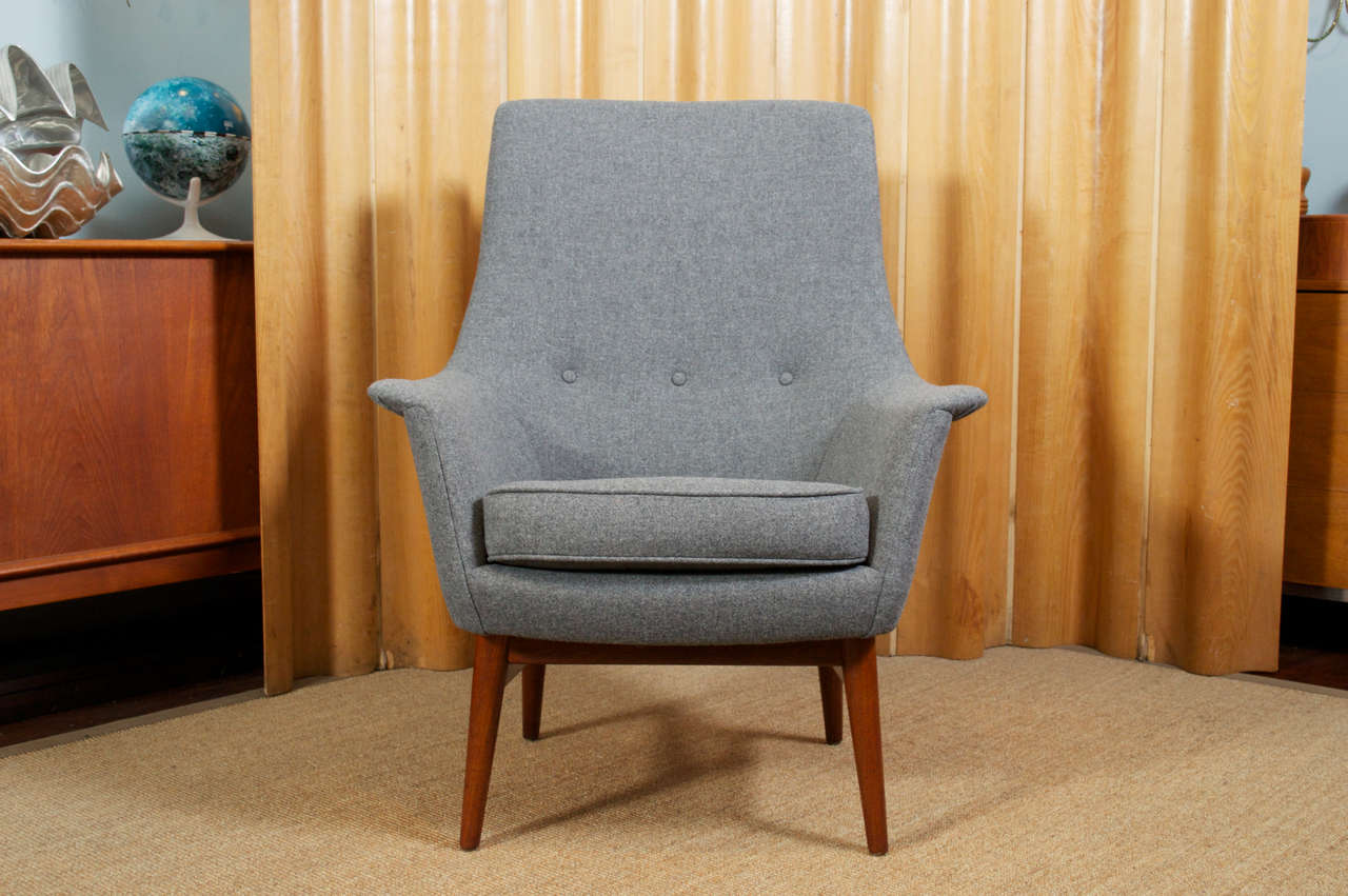 Danish Modern design lounge chair, refinished and newly upholstered.