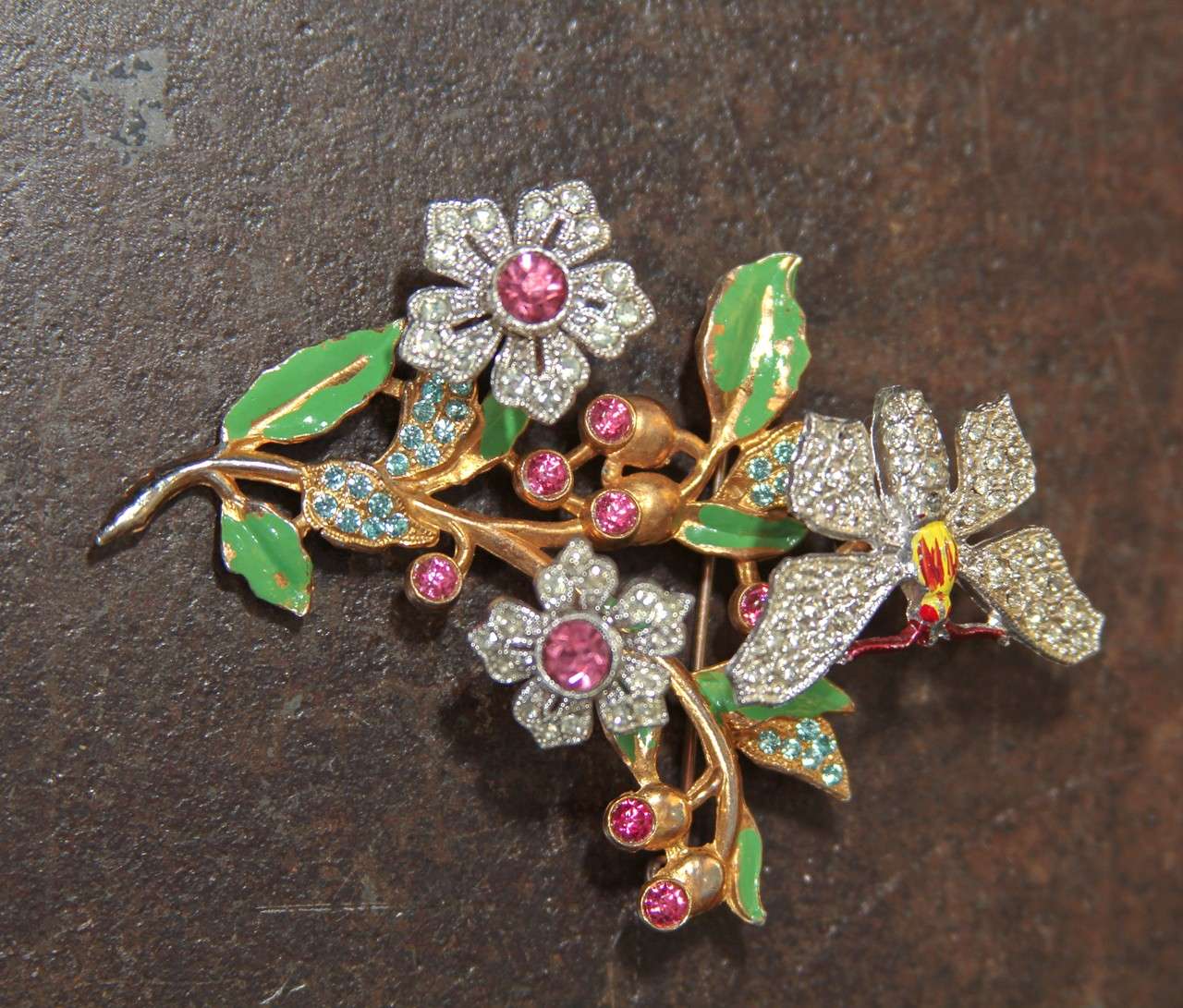 Sweet vintage trembler pin butterfly and flowers 