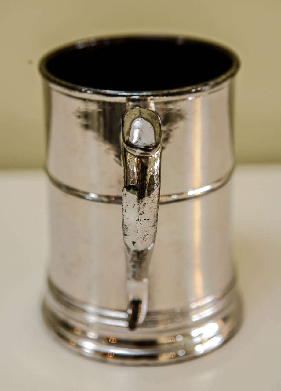 An English Silver Luster Tankard, c. 1800 In Excellent Condition In Los Angeles, CA