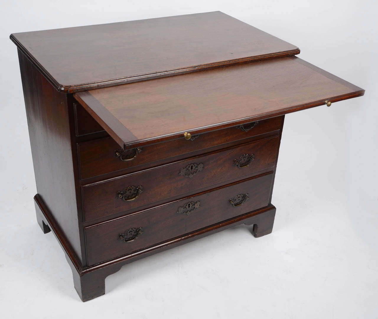 A Rare George Ii Period Mahogany Bachelor's Chest. For Sale 2