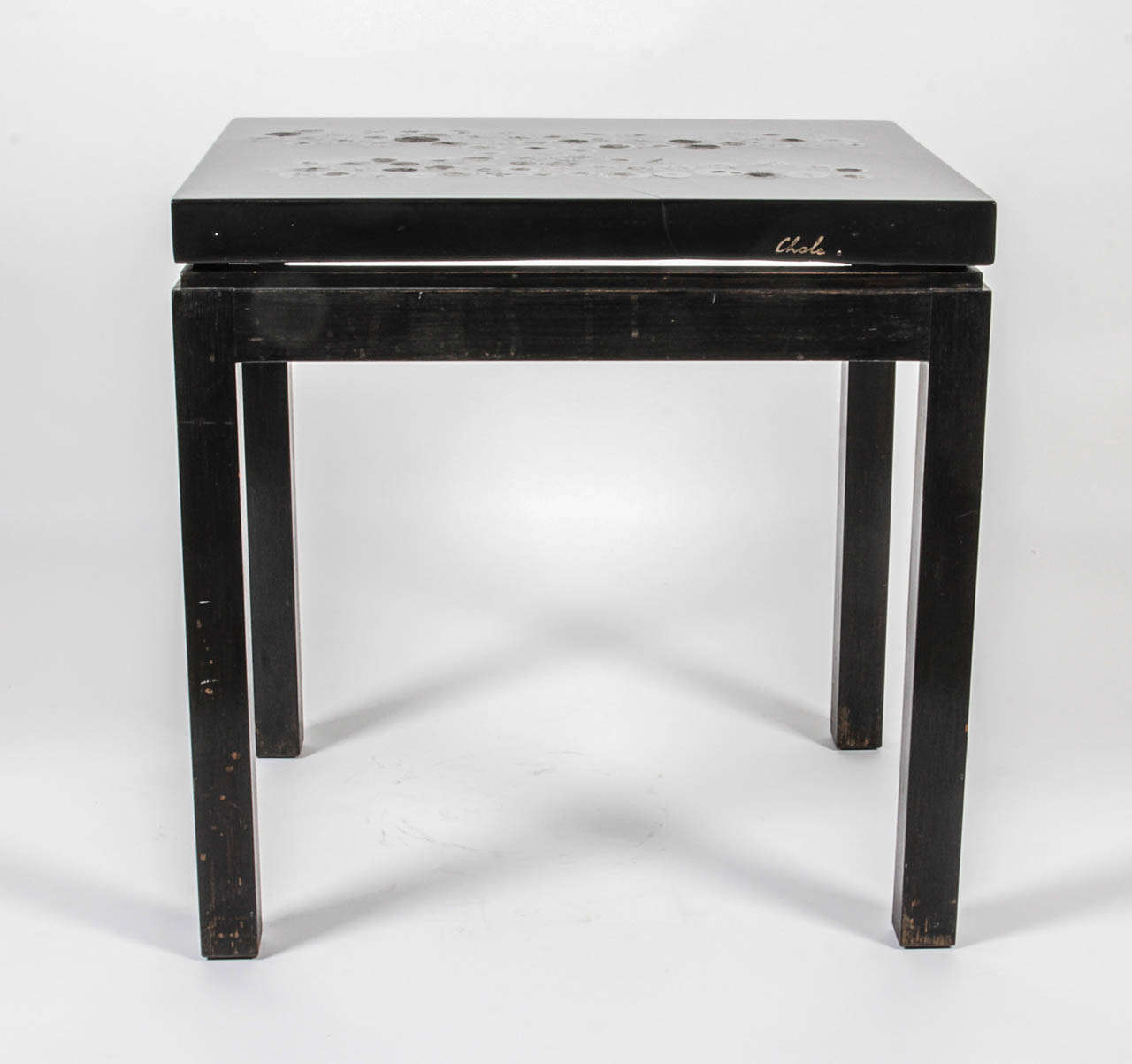 Pair of side table by Ado Chale, in black resin inlaid marcasite, signed in bronze, circa 1968, one is used by time (loony).