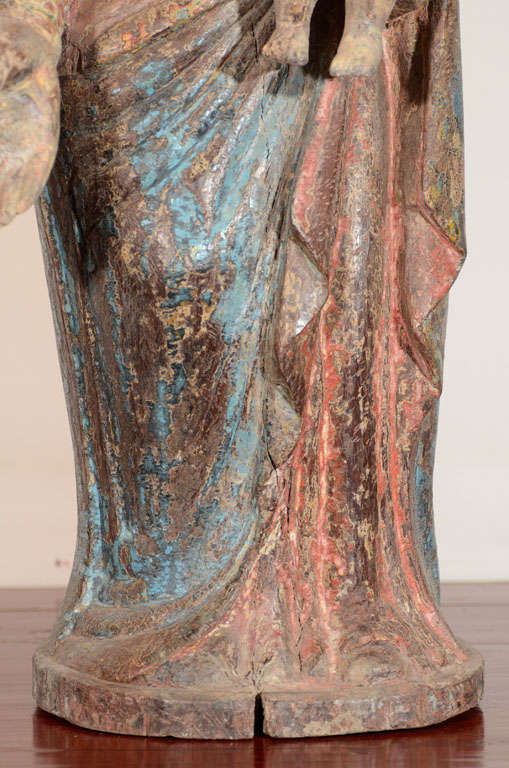 Statue of Mother Mary with Baby Jesus In Good Condition For Sale In New York, NY