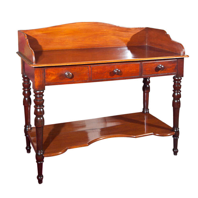 Antique American Wash Stand For Sale at 1stDibs