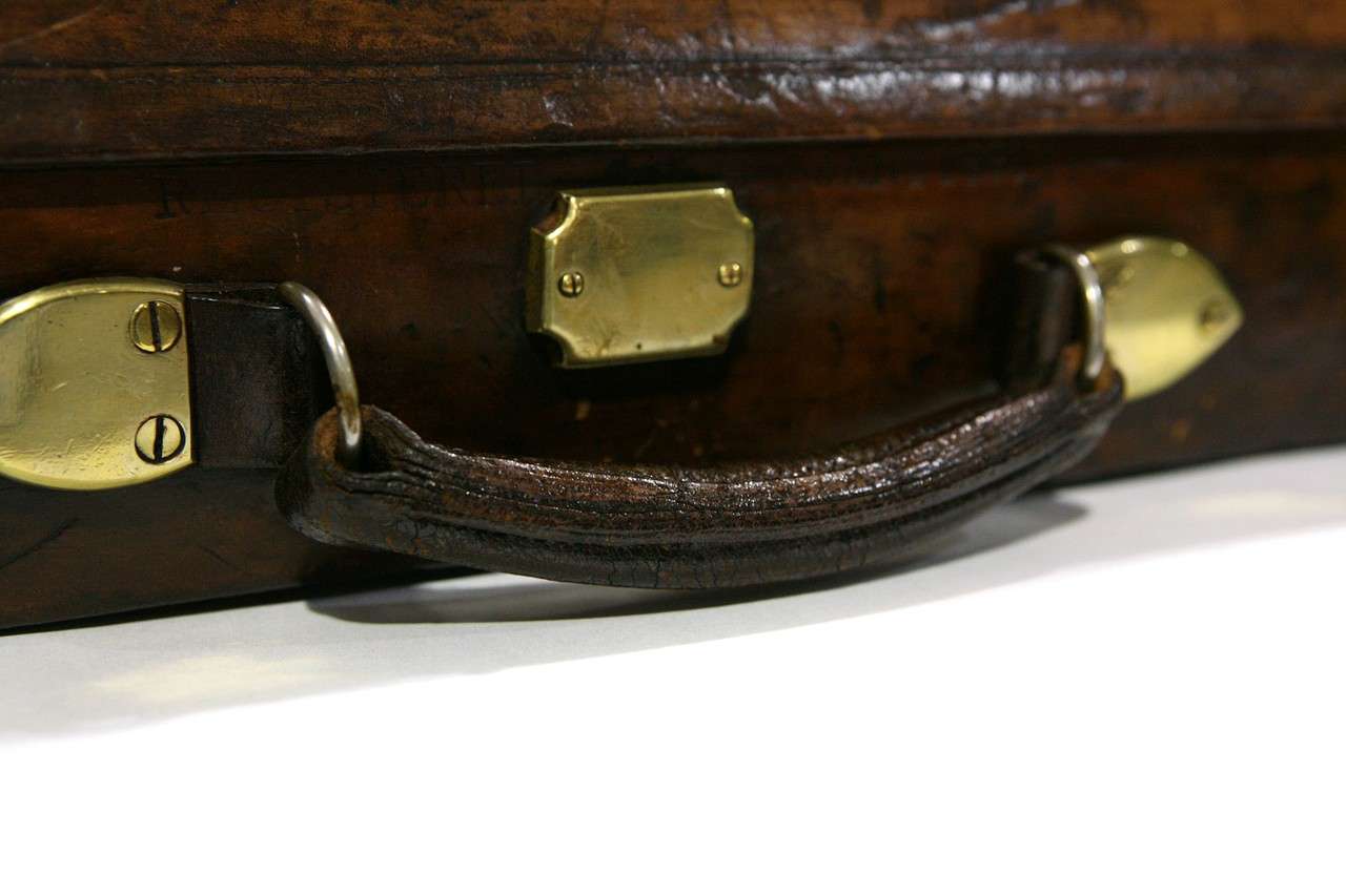 British English Leather Shotgun Case with Fitted Interior and Lift Out Tray 