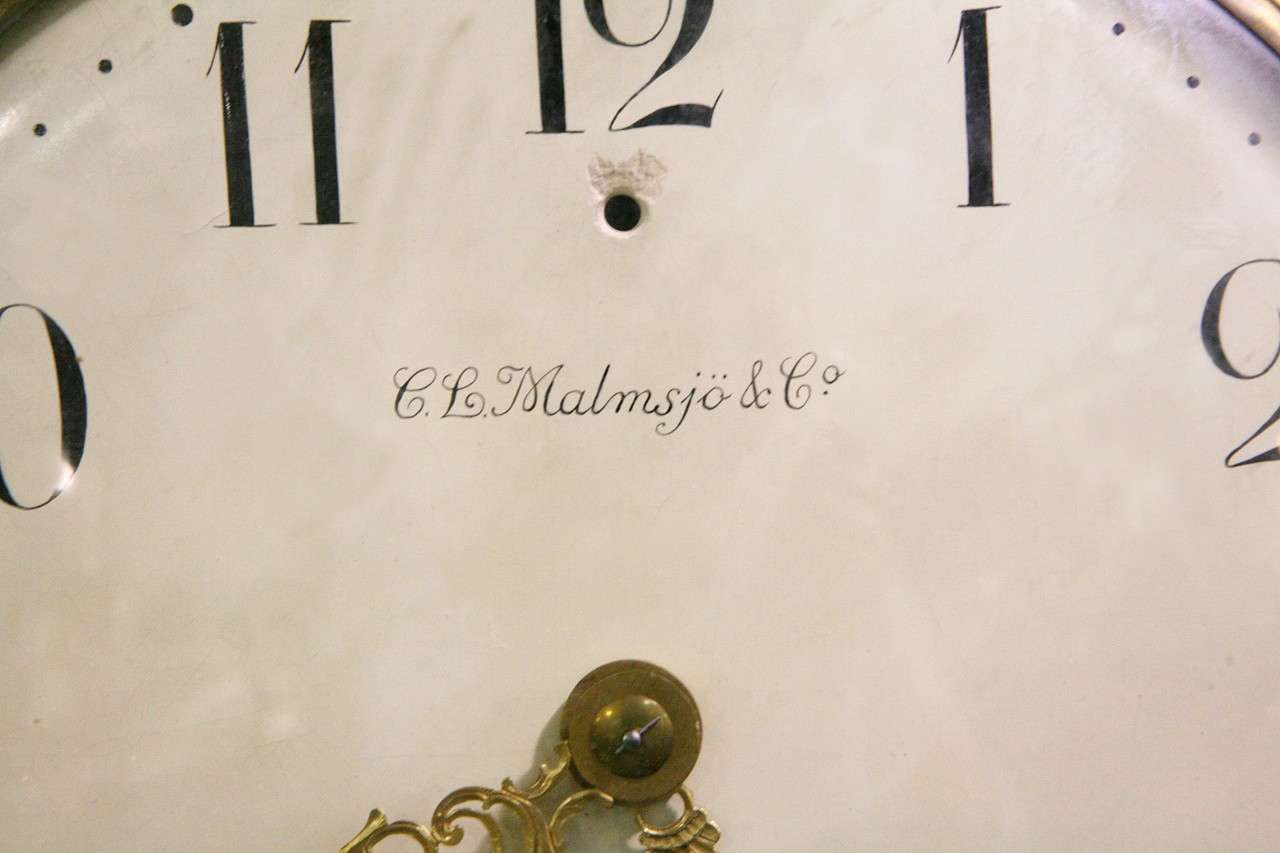 Swedish A Continental Gilt Wood Cartelle Clock, C. L. Malmsjo & Co., Goteborg