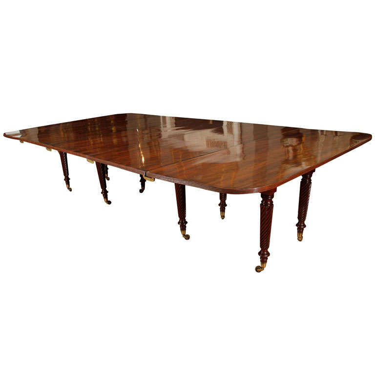 Irish Regency Mahogany Extending Dining Table For Sale at 1stDibs