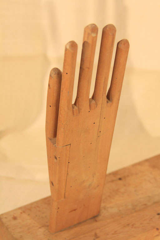 Wood Glove Stretchers 5