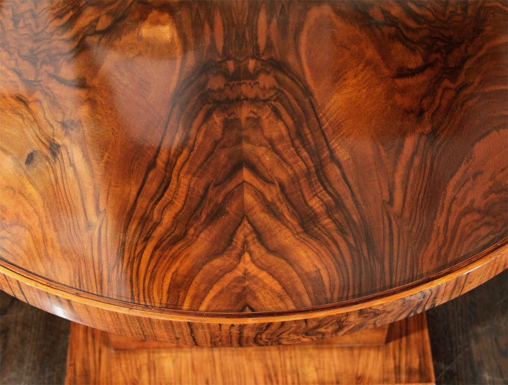 20th Century Cubist circular burl wood occasional table