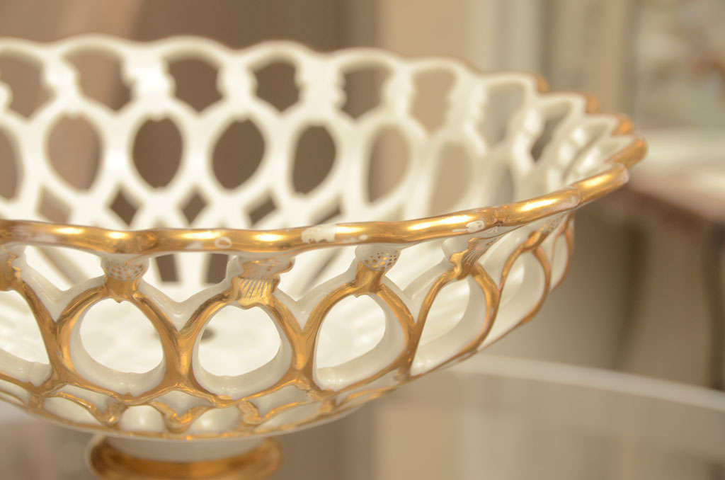 19th Century Old Paris Porcelain Latticed Bowl