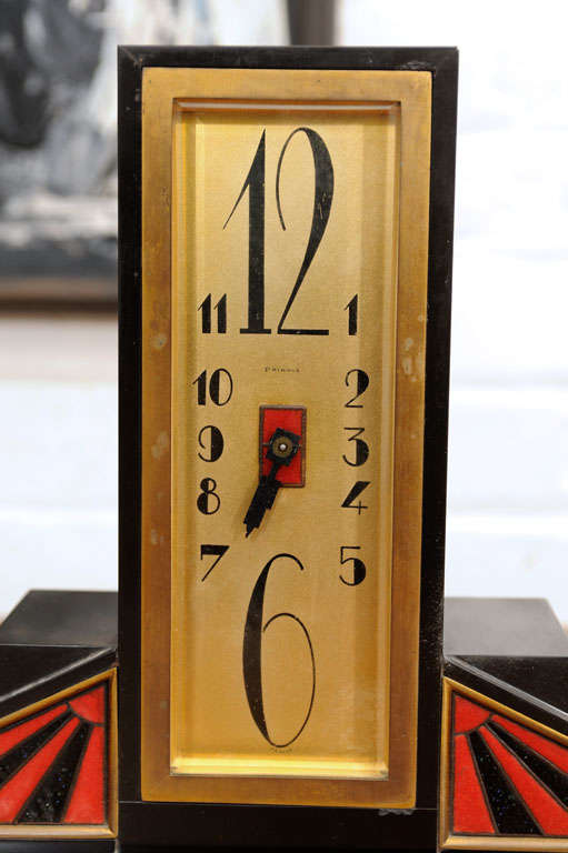 Mid-20th Century Art Deco Table Clock