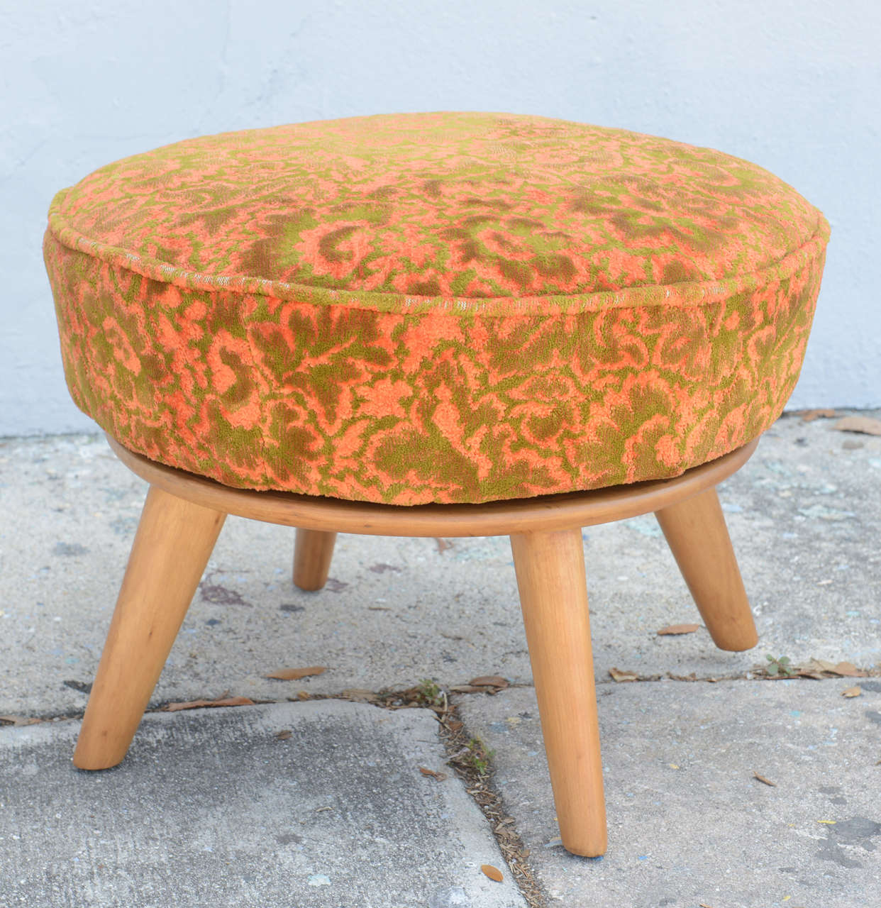 Heywood Wakefield Swivel Foot Stool USA 1960s For Sale at 1stDibs