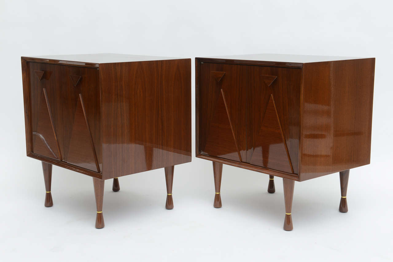 Mid-20th Century Pair of Italian Modern Walnut Bedside Cabinets, Manner of Ponti