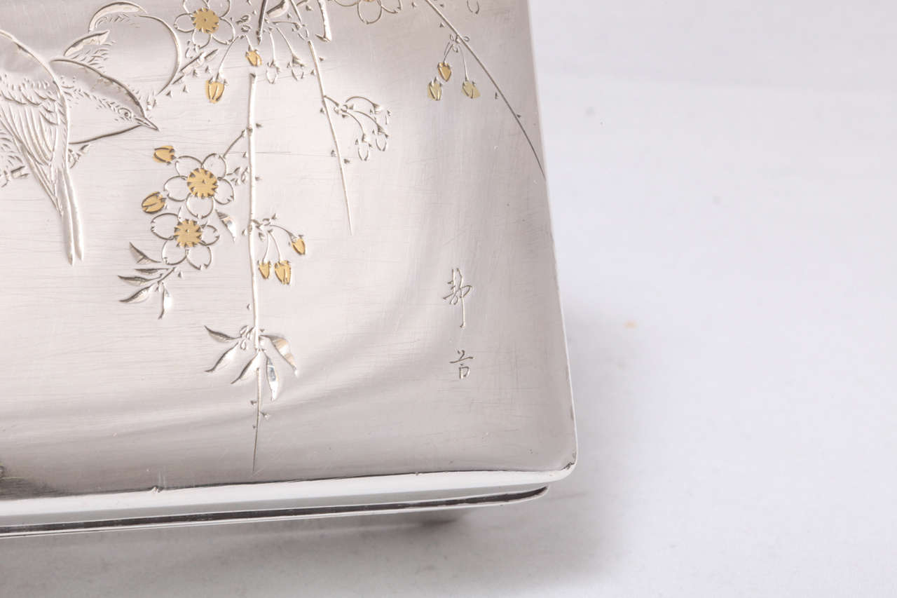 Japanese Meiji Period Sterling Silver Mixed Metals Hinged Table Box In Excellent Condition In New York, NY