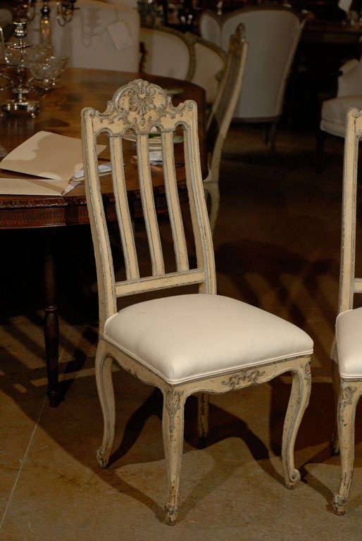 Set of Six Rococo Style Belgian Painted Dining Room Chairs with Carved Crests In Good Condition In Atlanta, GA