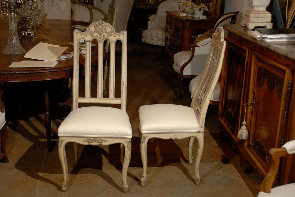 Set of Six Rococo Style Belgian Painted Dining Room Chairs with Carved Crests 2