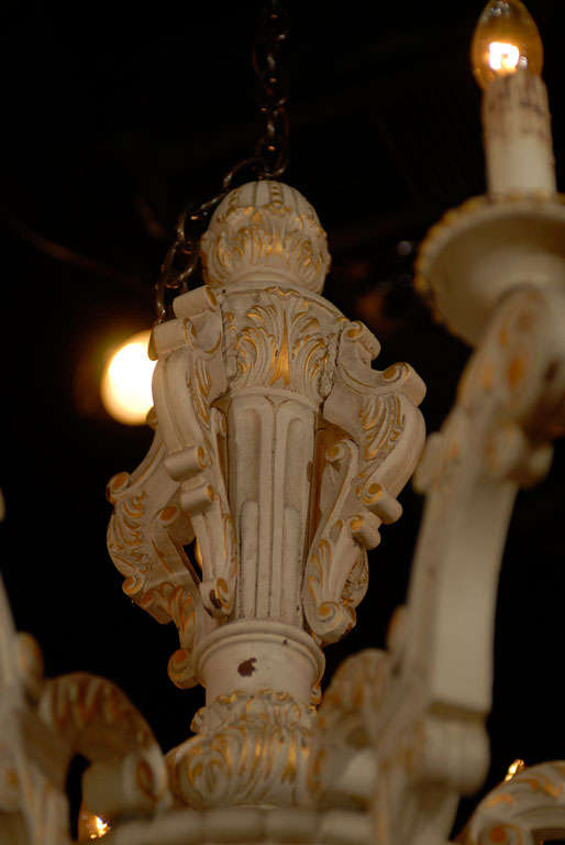 French Rococo Style, 19th Century Painted, Parcel-Gilt and Carved Chandelier  In Good Condition In Atlanta, GA