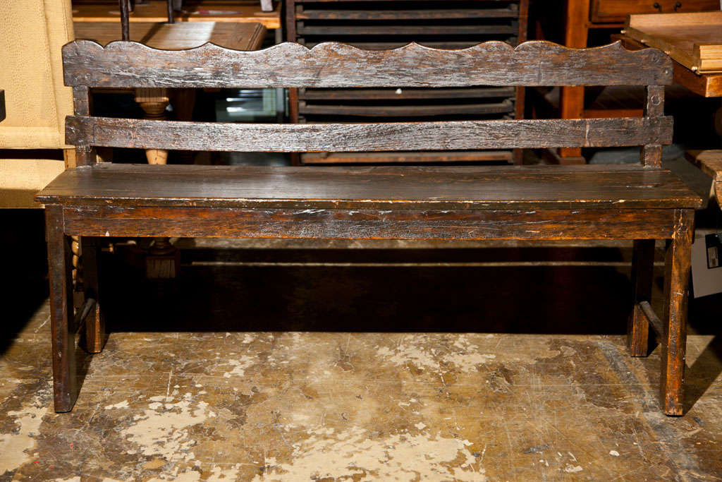 Scallop Top Bench