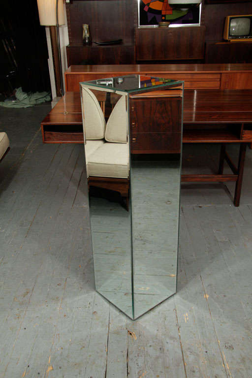 Mirrored Pedestal 1