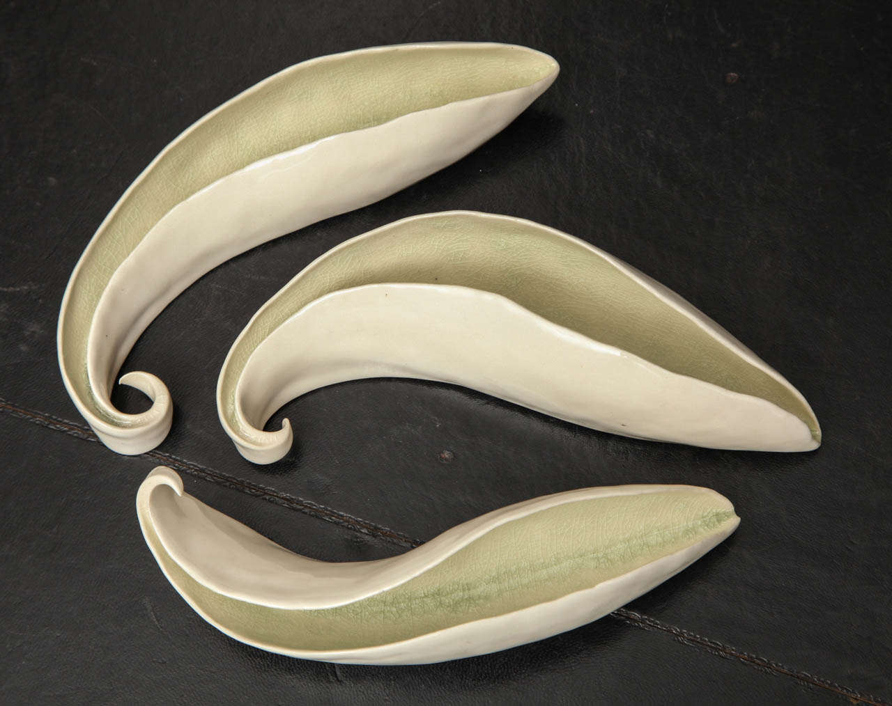 Stephanie Chiacos Porcelain Wisps in Celery Green In Excellent Condition In New York, NY