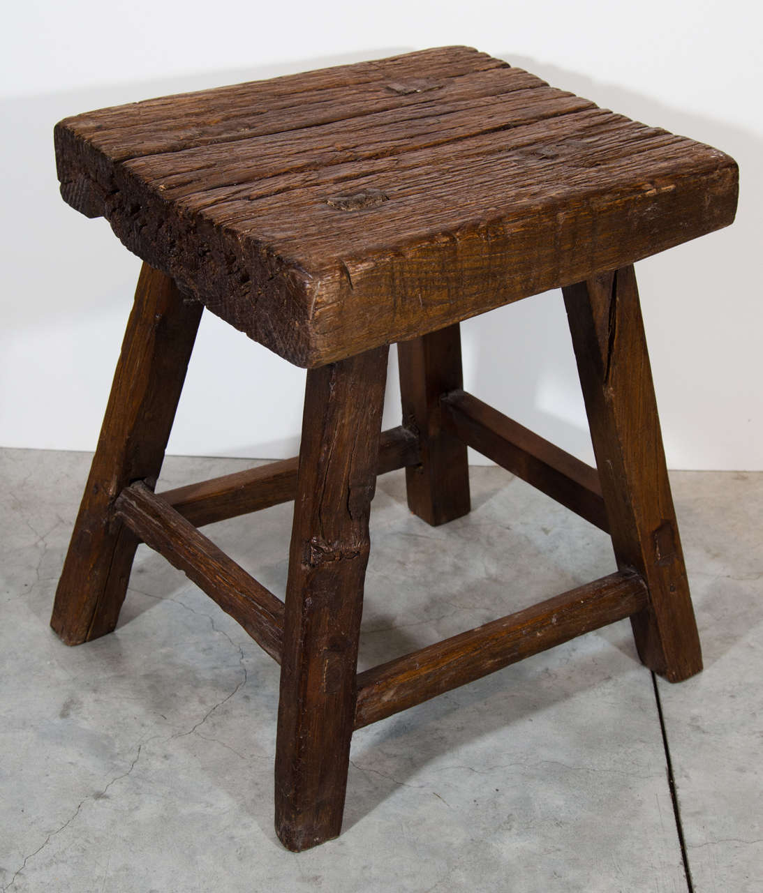 A nicely proportioned and thick topped antique Chinese provincial stool. Great as seating or a side table. From Shanxi Province, c. 1900.
S491