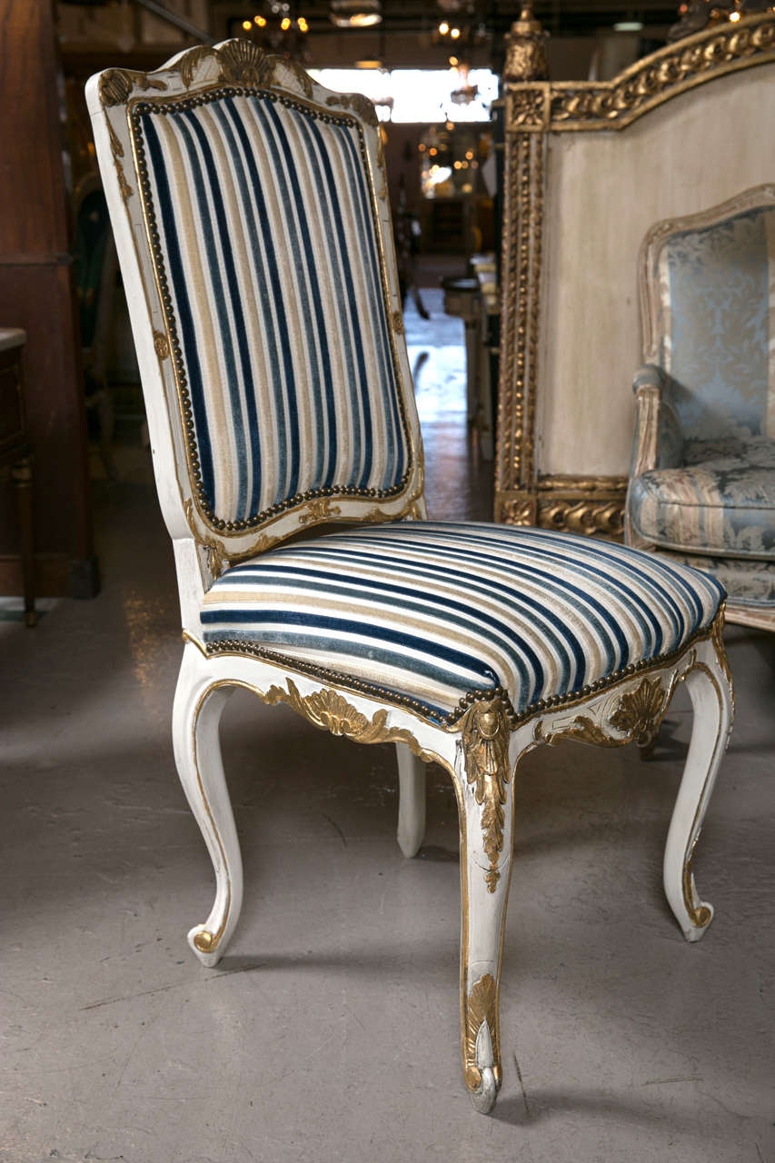 Set of Eight Jansen Style Gilt Gold and Painted Louis XV Dining Chairs In Good Condition In Stamford, CT