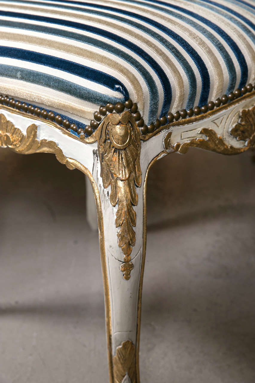 Mid-20th Century Set of Eight Jansen Style Gilt Gold and Painted Louis XV Dining Chairs