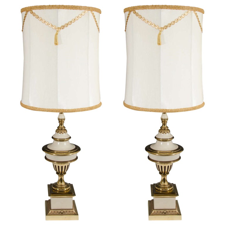 Brass Cream Colored Stiffel Table Lamps, Is Stiffel Lamp Company Still In Business