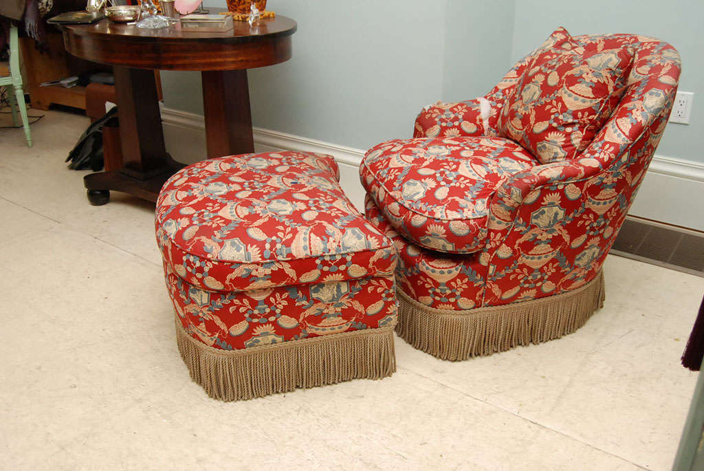 Victorian-Style Chintz Upholstered Chair & Ottoman 3