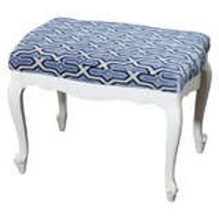 Beautiful French Style White Lacquered Bench 1