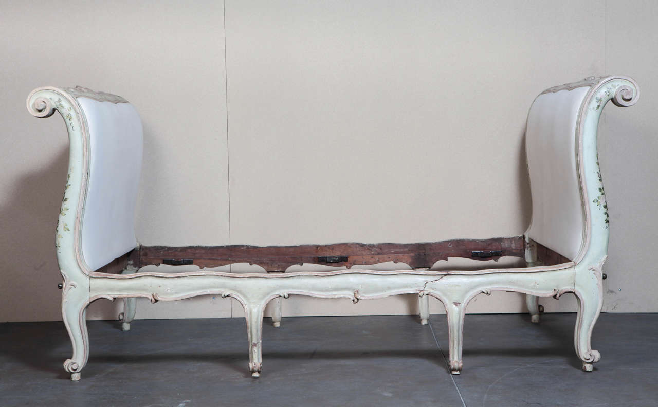 18Th Italian venetian Original Painted Bed /Sofa