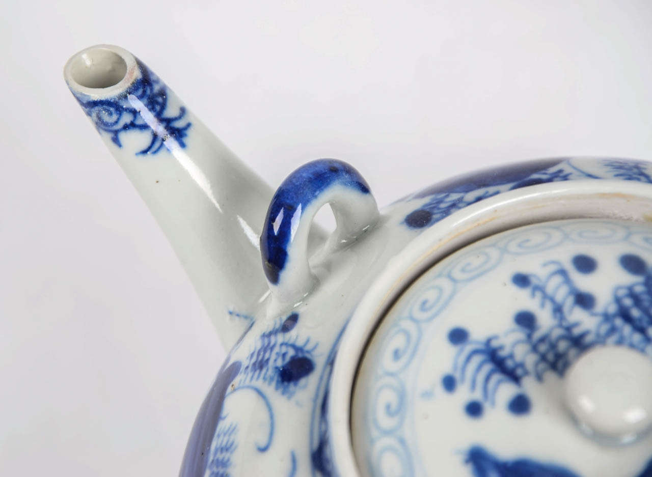 chinese teapot blue and white