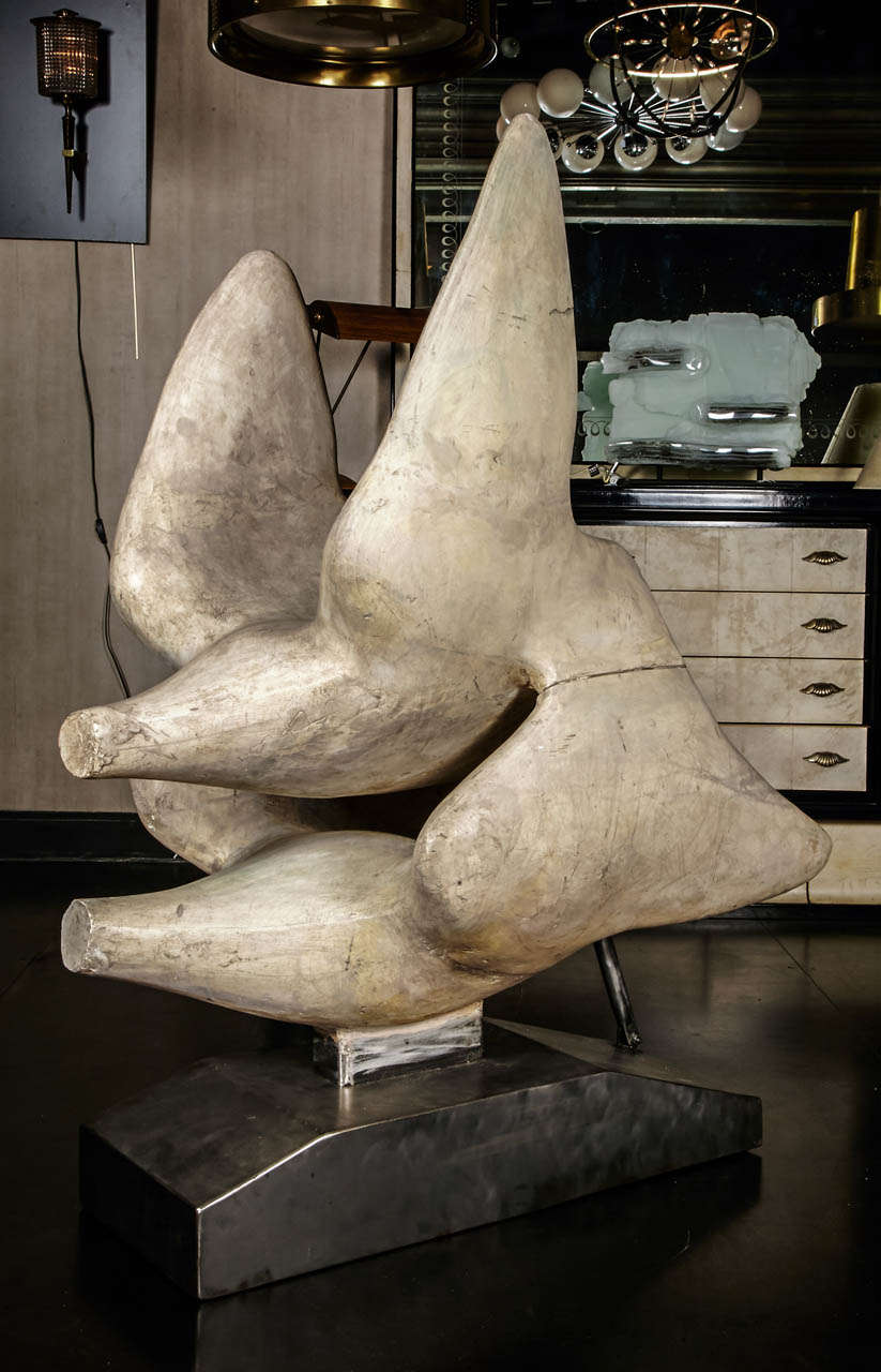 Plaster Large 'Oiseau en vol' Sculpture