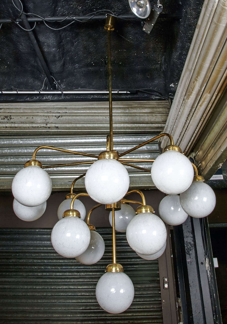 Mid-20th Century Pair of 1960s Gilded Brass Chandeliers For Sale
