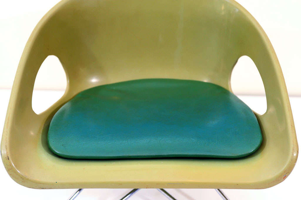 Mid-20th Century Hamilton Cosco, Inc. Mid Century Child's Chair