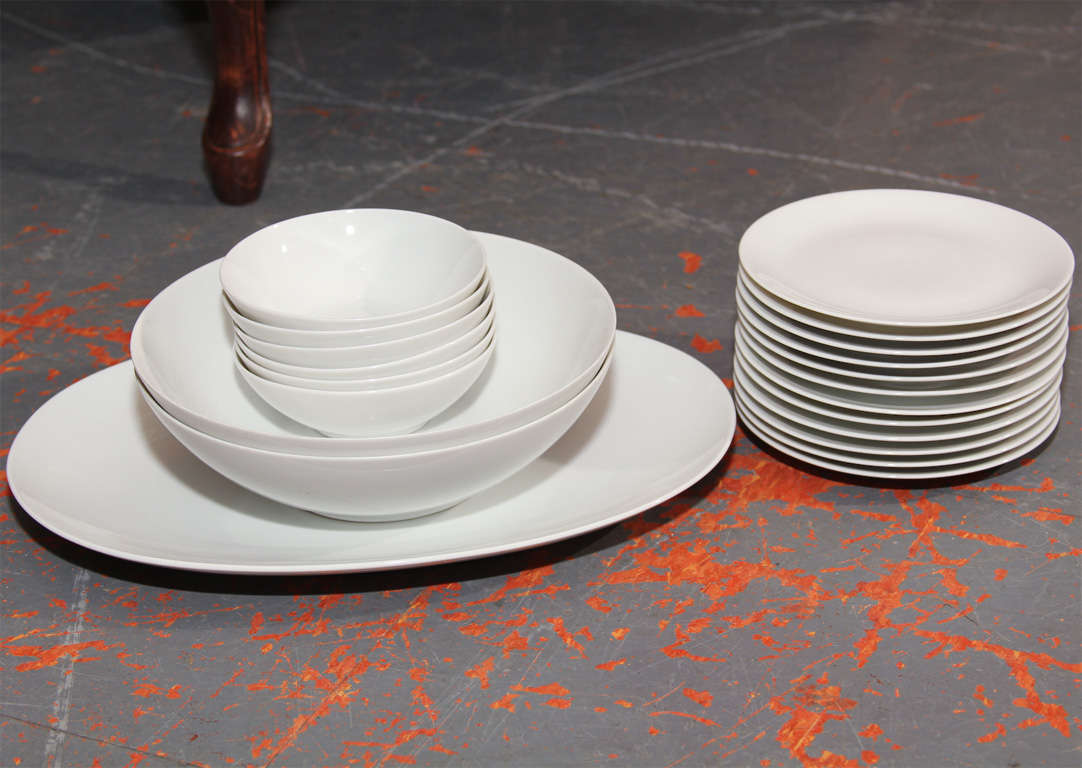21 pc set of white tableware by architect Raymond Loewy for Continental China Germany.  6- small bowls, 12 - 6 in plates,  2 - 8 1/2 serving bowls and 1 - 13 1/4 platter
