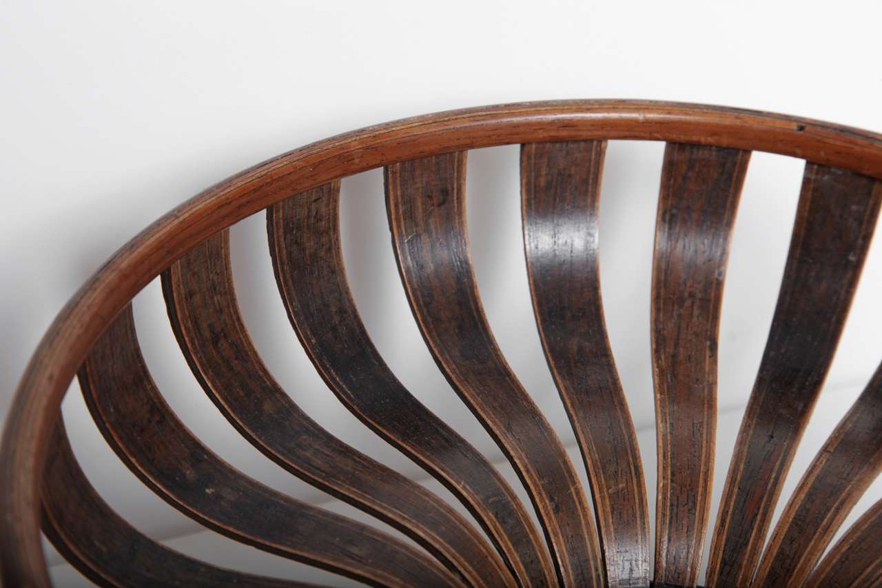 An Unusual 19th Century English Bent Wood Fruit Bowl In Excellent Condition In New York, NY