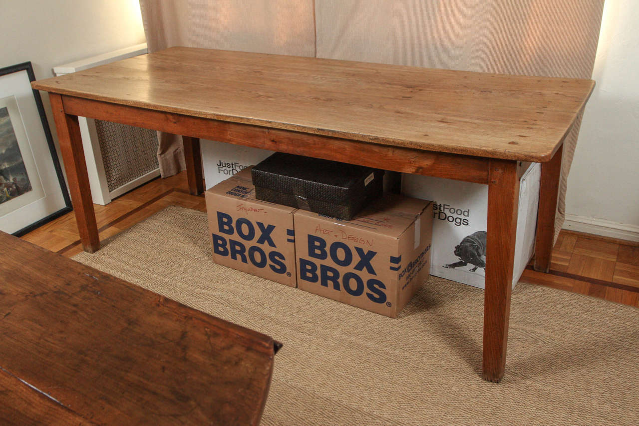 Original sturdy French country farm table in solid oak.