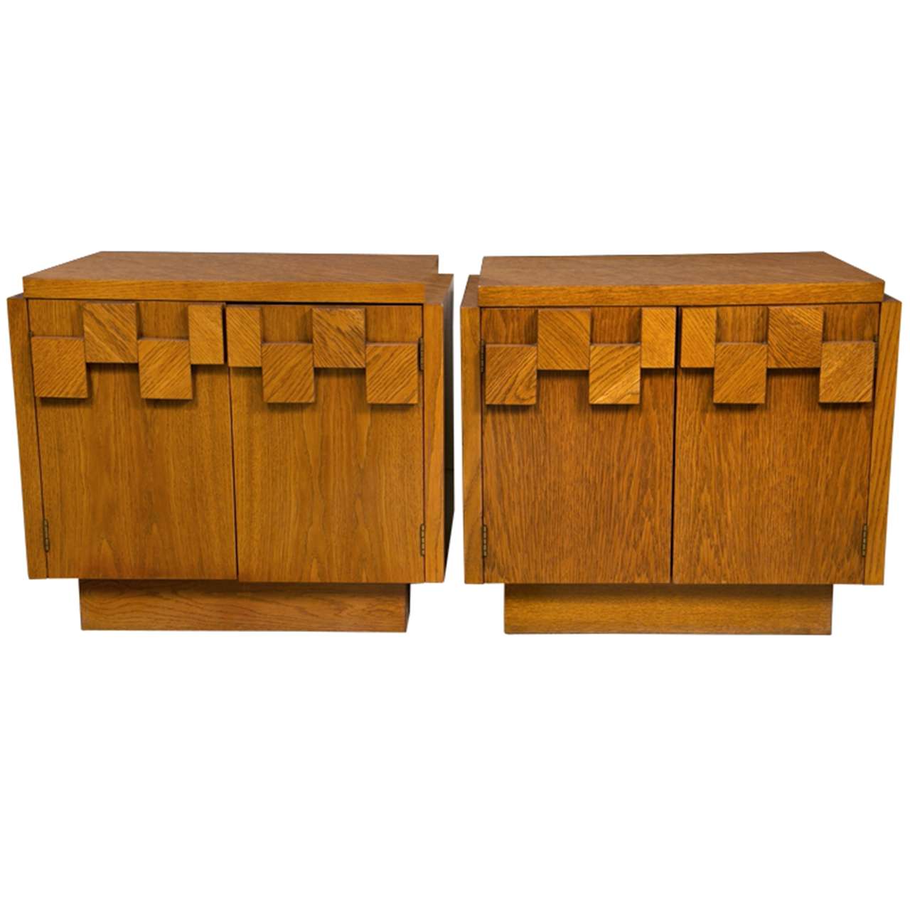 Pair of Oak Wood Bedside Tables For Sale