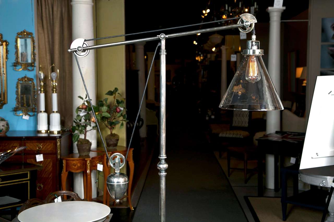 Counterpoise Task French Drafting Lamp 2