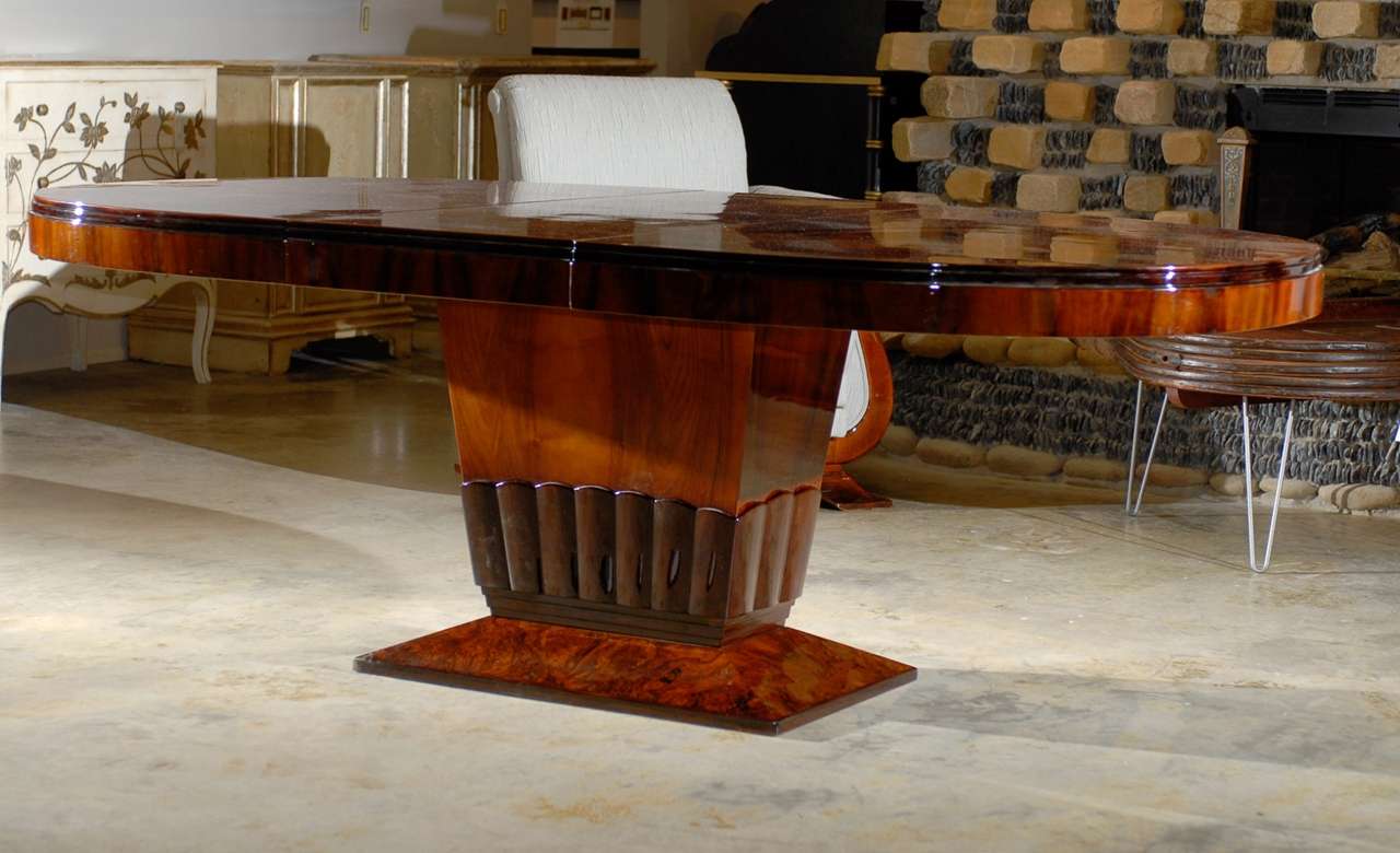 Art Deco Oval Dining Table, walnut veneer, comes with one leaf
65