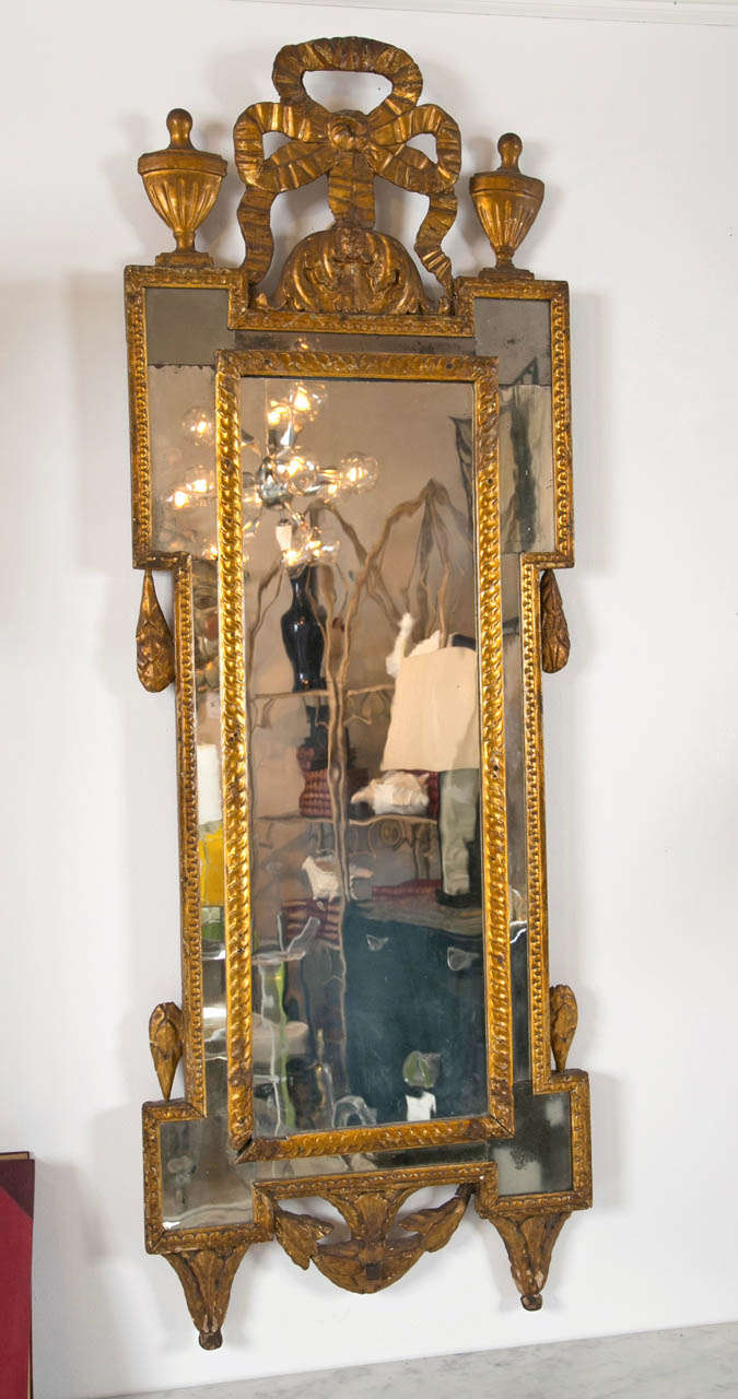 18th Century Pair of Italian Gessco Gilt Mirrors 2