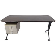 Olivetti Desk