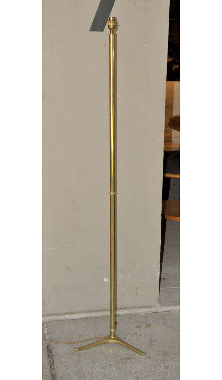 1950-1960's gilded bronze floor lamp. Signed SCARPA under the base. No shade. Wired for European use. Good condition. Normal wear consistent with age and use.