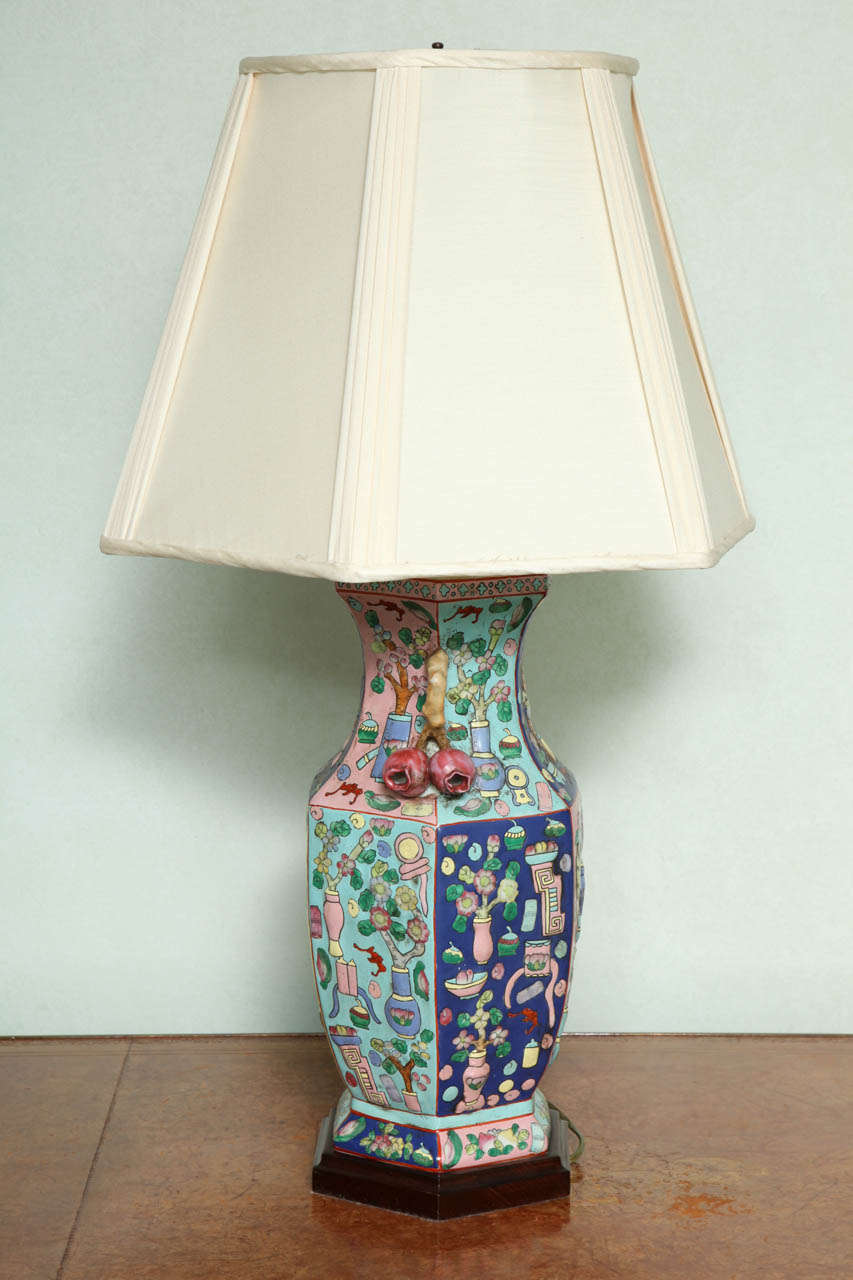 A Chinese Porcelain Polychrome Vase 4