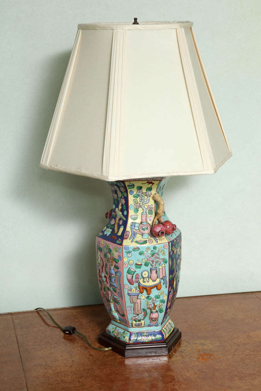 A Chinese Porcelain Polychrome Vase 5