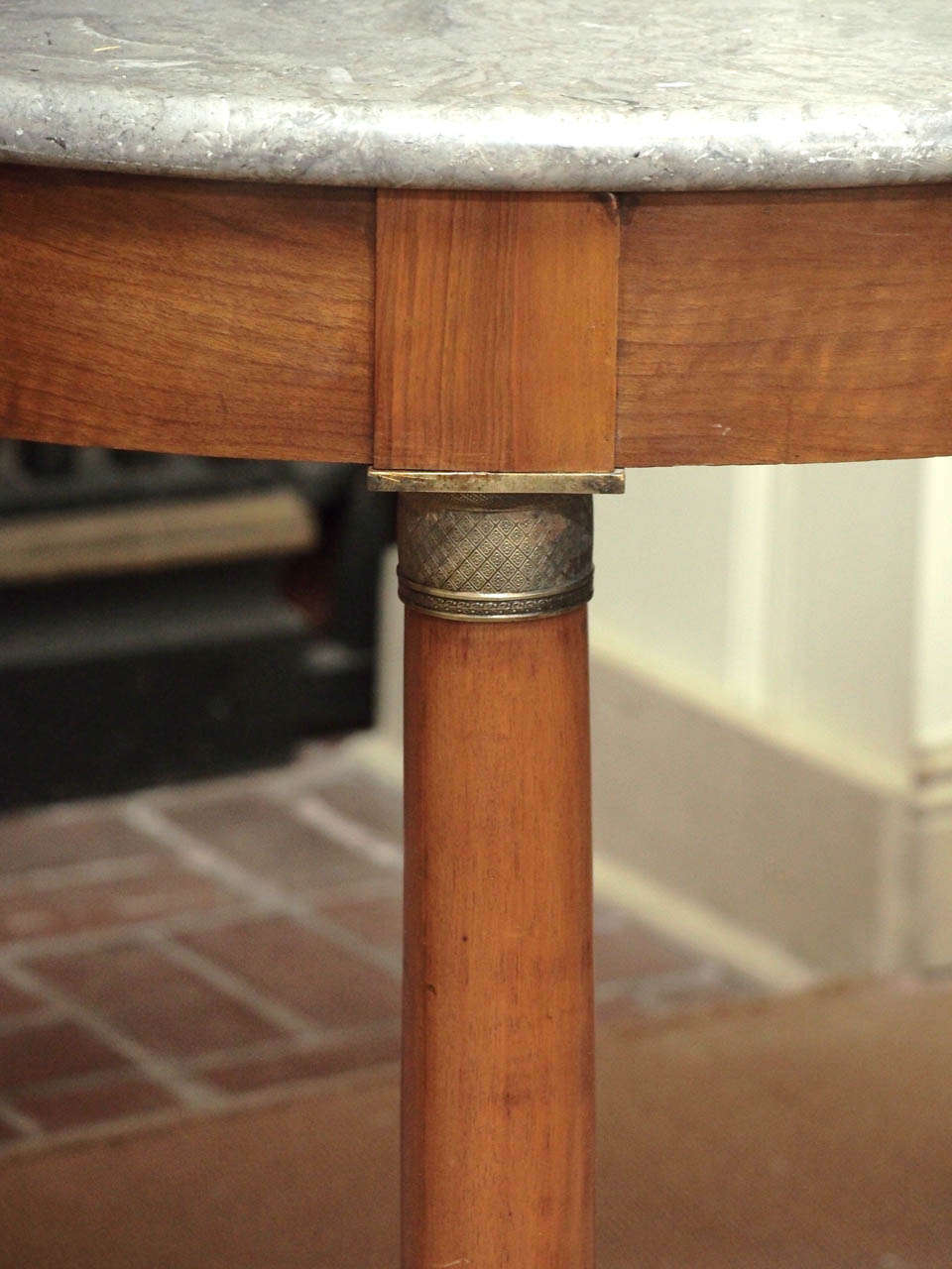 19thc Empire Style Walnut Gueridon marble top, brass accents In Excellent Condition In New Orleans, LA