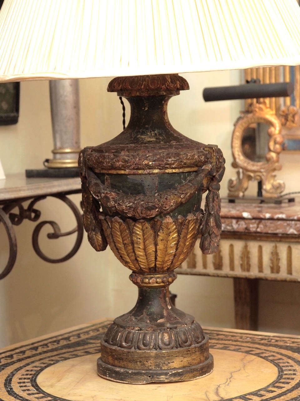 Carved And Gilt Wood Lamp In Excellent Condition In New Orleans, LA