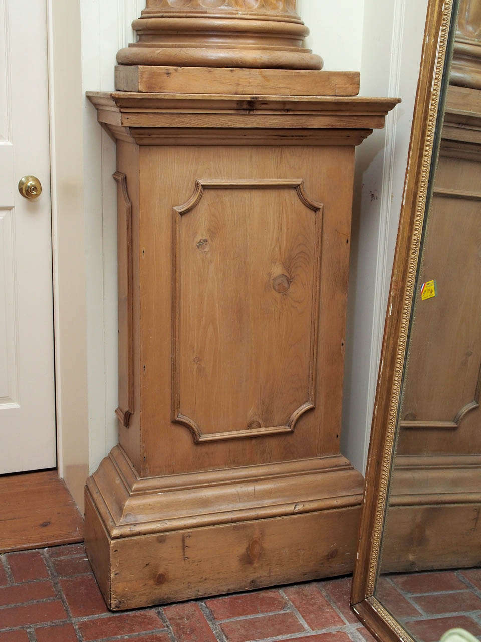 Carved 20th Century Georgian Style Pine Pedestal with Column For Sale
