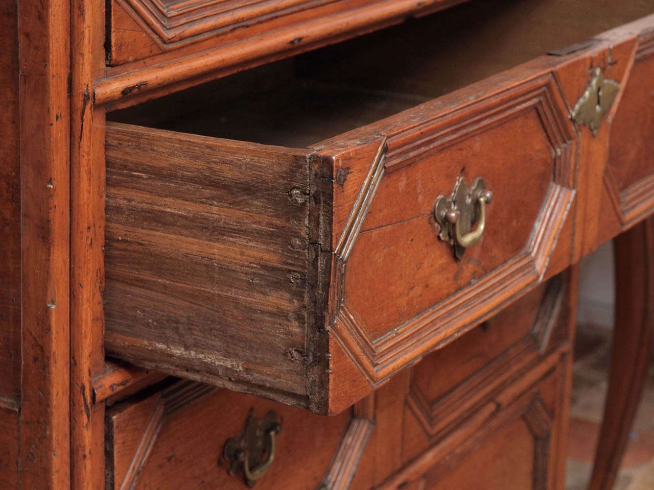 17th Century Jacobean Pearwood Commode 1