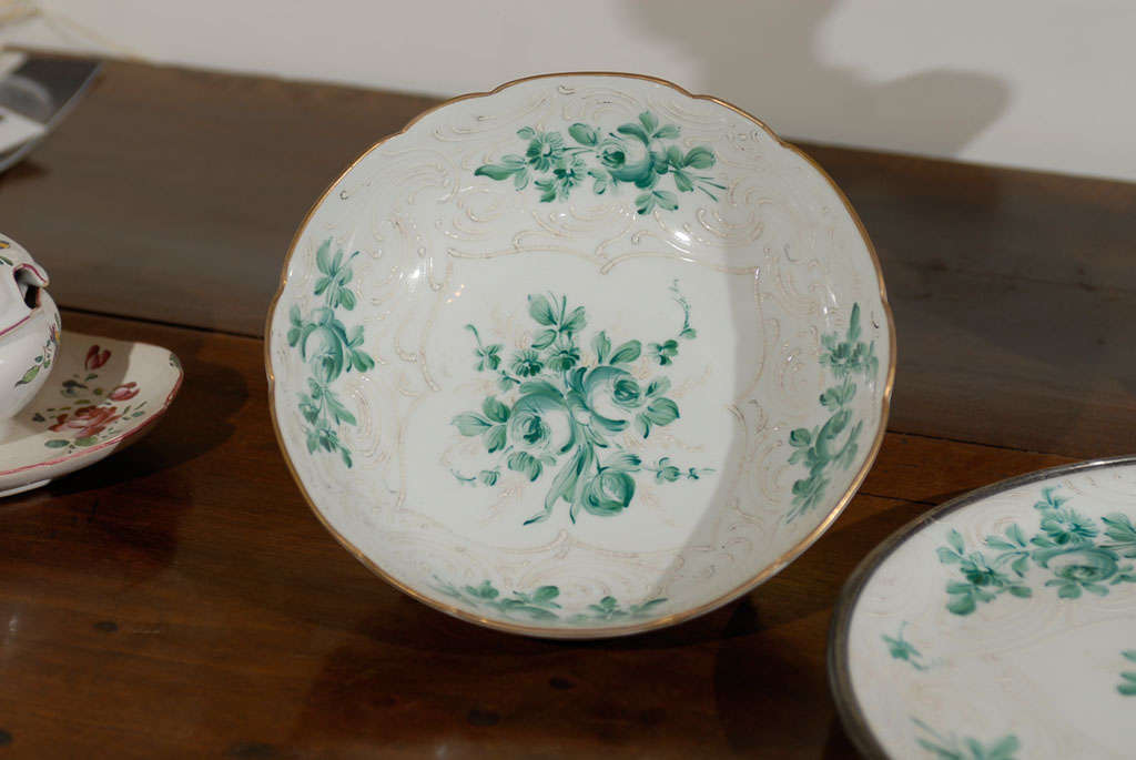 19th Century French Limoges Porcelain Bowl with Green Bouquet of Roses and Underplate
